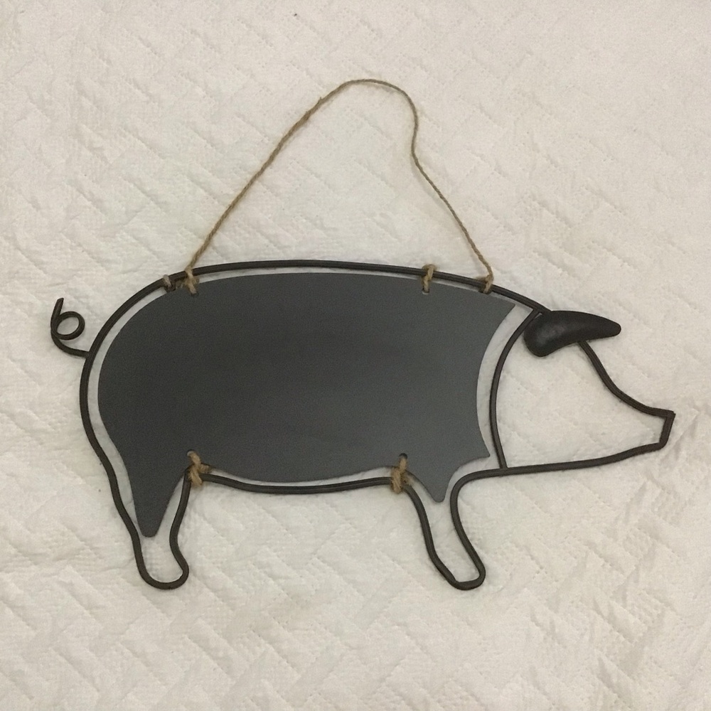 Farmhouse Pig Wall Decor | Metal Pig Silhouette | Rustic Country